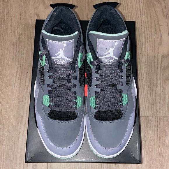 Air Jordan 4 Retro - Picture 8 of 14